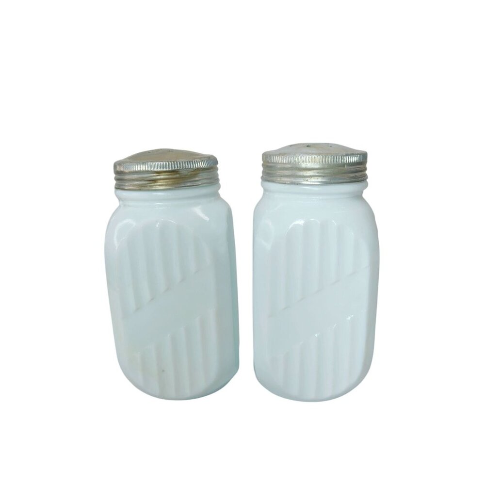 VTG Anchor Hocking Milk Glass Salt & Pepper Spice Shakers Ribbed w/ Metal Lids